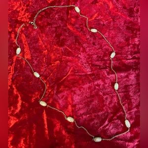 Kendra Scott Necklace Ivory with Gold Trim